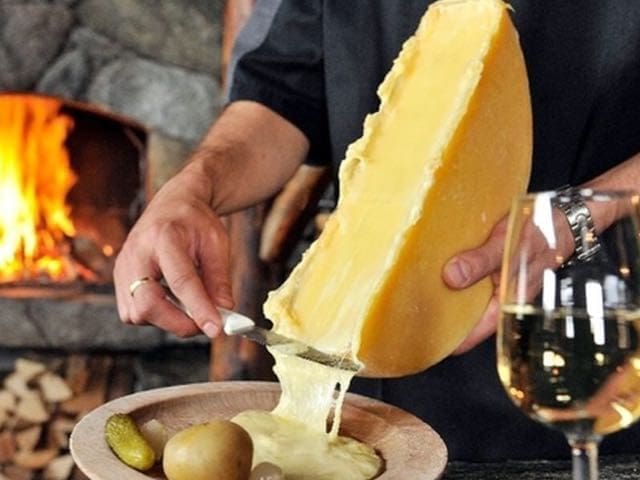Gourmet Cheese Fondue